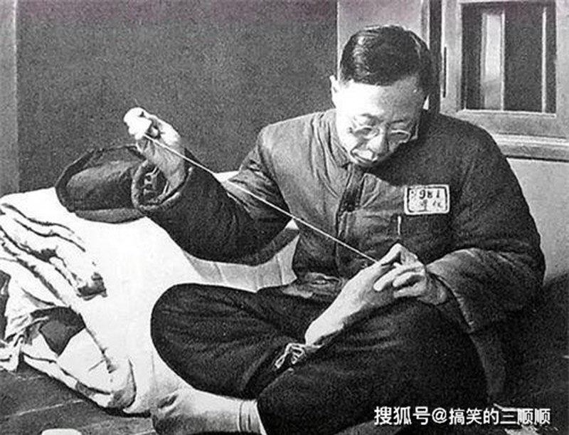 Khi về già, Lý Thục Hiền từng kể rằng, khi lấy Phổ Nghi, bà rất mong chờ sẽ có cuộc hôn nhân hạnh phúc. Thế nhưng, ngay từ đêm tân hôn, mọi thứ không diễn ra suôn sẻ.