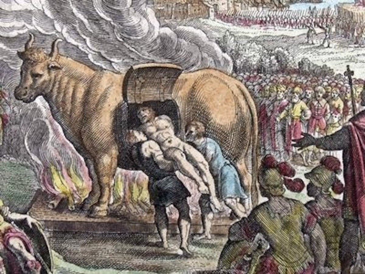 Perilaus là người tạo ra dụng cụ tra tấn con bò đồng. Một số sử liệu ghi chép ông cũng chính là người đầu tiên chết vì phương pháp hành hình đó. Phạm nhân sẽ bị tống vào bên trong bụng con bò đồng rồi khóa chặt cửa.