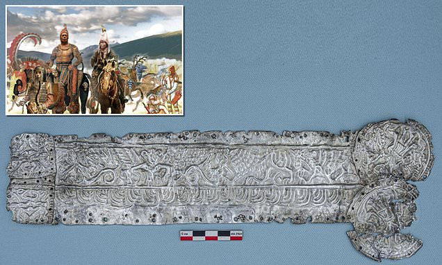 Theo thông báo của Viện Khảo cổ học thuộc Học viện Khoa học Nga (IA RAS), các nhà khảo cổ đã khai quật một mộ cổ chiến binh 2.400 tuổi gần thị trấn Devitsa, ngoại ô Ostrogozhsk.