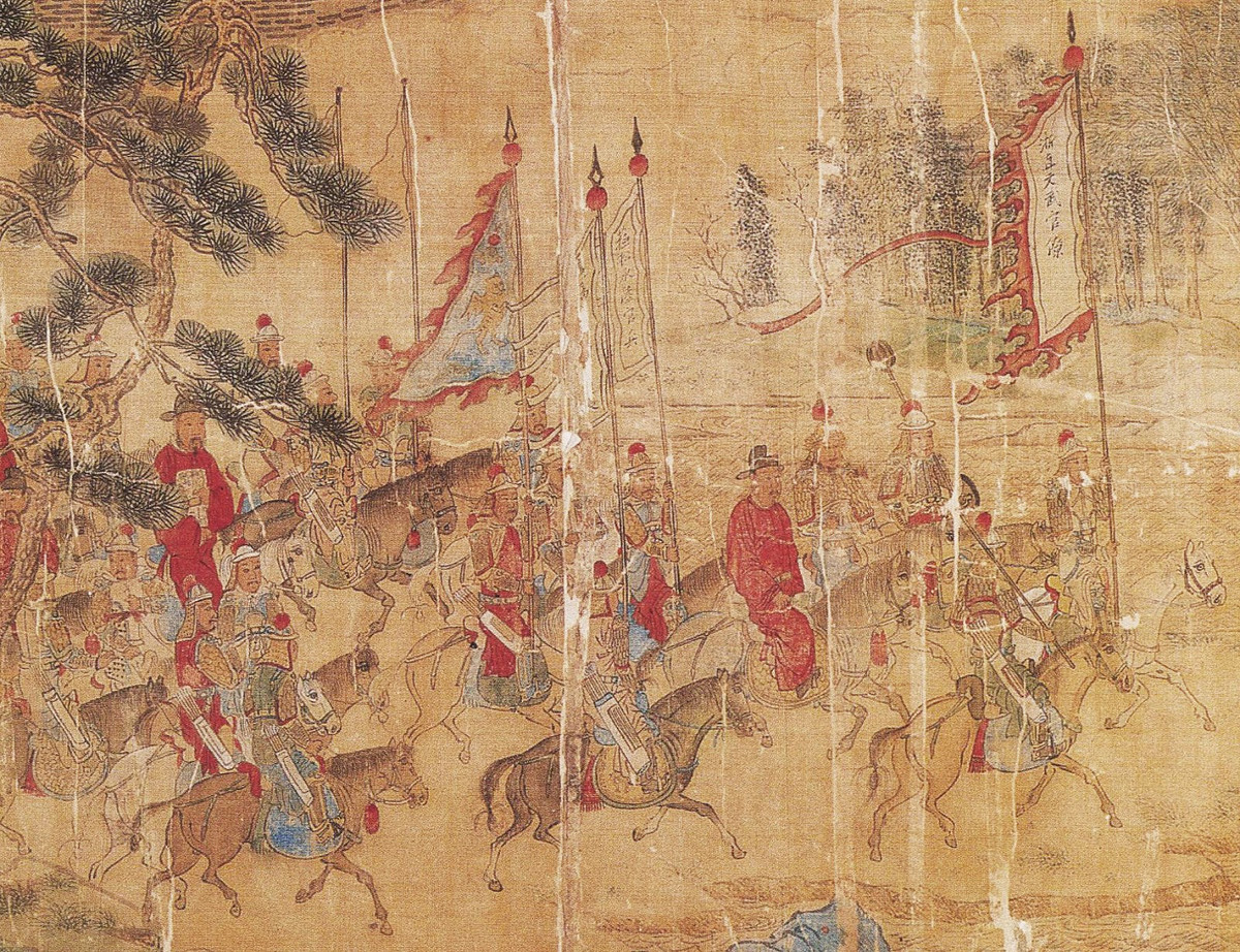 Từ đây, Mao Triệu Phong mới cả gan cho người làm quan tài khắc hình tứ linh, bao gồm hình rồng 5 móng. Thêm nữa, bên trong quan tài còn có hơn 20 cổ vật là những trang sức làm từ đá quý, ngọc trai... Chúng được cho là những món đồ được triều đình ban thưởng.