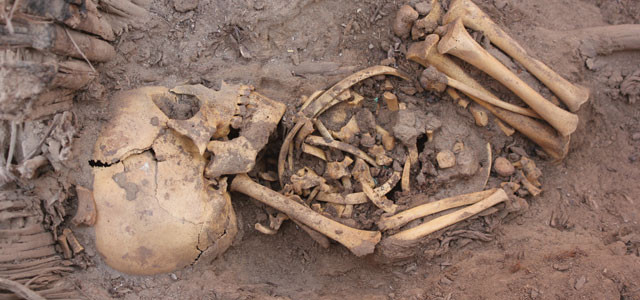 Các nhà nghiên cứu hy vọng sẽ sớm tìm được những manh mối quan trọng thông qua các kiểm tra xác ướp, thi hài cùng các đồ tùy táng giúp giải mã bí ẩn về ngôi mộ trên.