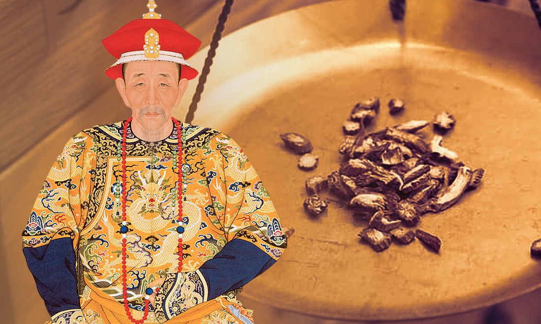 Về sau, một nhóm trộm mộ khoảng 30 người thành công trong việc lẻn vào lăng mộ của Khang Hy. Chúng vơ vét được nhiều ngọc ngà châu báu, đồ tùy táng giá trị.