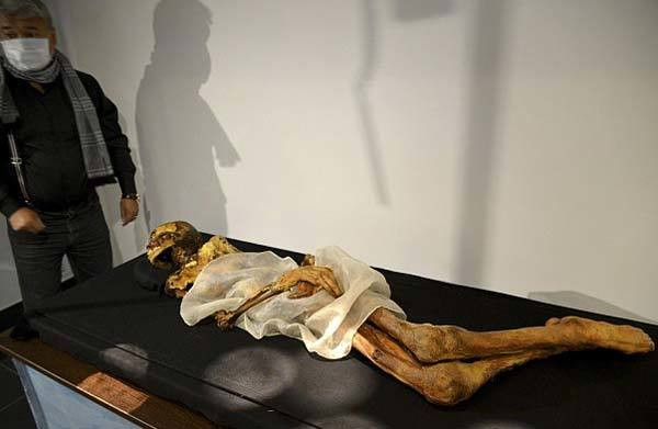 Theo kết quả kiểm tra, công chúa Ukok cao 1m62. Vào thời điểm tử vong, bà khoảng 25 - 28 tuổi. Nguyên nhân tử vong được cho là vì mắc bệnh ung thư.