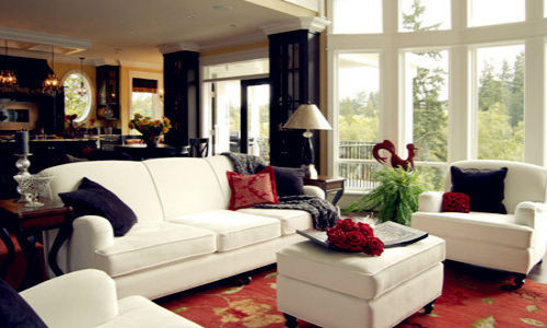 Cách hóa giải: Có thể cải tạo điều chỉnh cho ánh sáng của đèn không chiếu thẳng xuống sofa, hoặc thay bằng ánh sáng thật dịu.