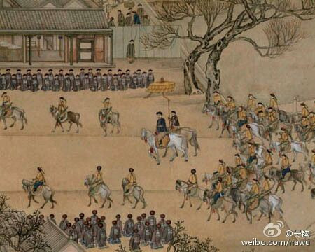 Sự thù hận của Càn Long đối với Thẩm Đức Tiềm khiến mọi người không thể giải thích nổi. Ngay đối với Từ Thuật Quỳ cũng không đến mức phải san phẳng bia mộ, vì thế hành động này của Càn Long nhất định là phải có nguyên do khác.