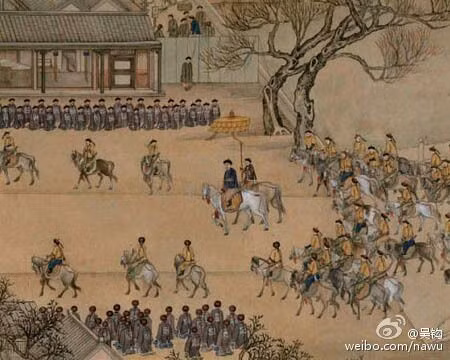 Sự thù hận của Càn Long đối với Thẩm Đức Tiềm khiến mọi người không thể giải thích nổi. Ngay đối với Từ Thuật Quỳ cũng không đến mức phải san phẳng bia mộ, vì thế hành động này của Càn Long nhất định là phải có nguyên do khác.