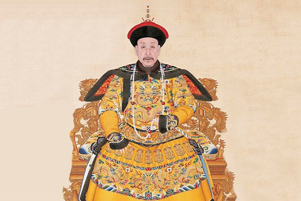 Ba ngày sau, Thẩm Đức Tiềm được nhiệm mệnh làm Biên tu (một chức sử quan) tại viện Hàn Lâm, được tự do ra vào vườn thượng uyển, cùng với hoàng thượng thơ ca xướng hòa. Cũng từ đó, quan lộ thênh thang hanh thông, liên tục thăng cấp.