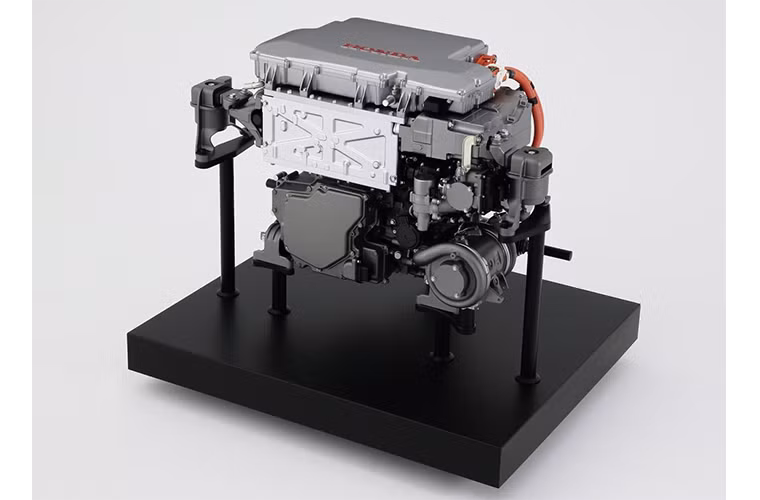 Với thiết bị này, chiếc xe chạy hydrogen sẽ trở thành 1 máy phát điện và cung cấp nguồn điện lên tới 9kW cho các nhu cầu sử dụng khác.