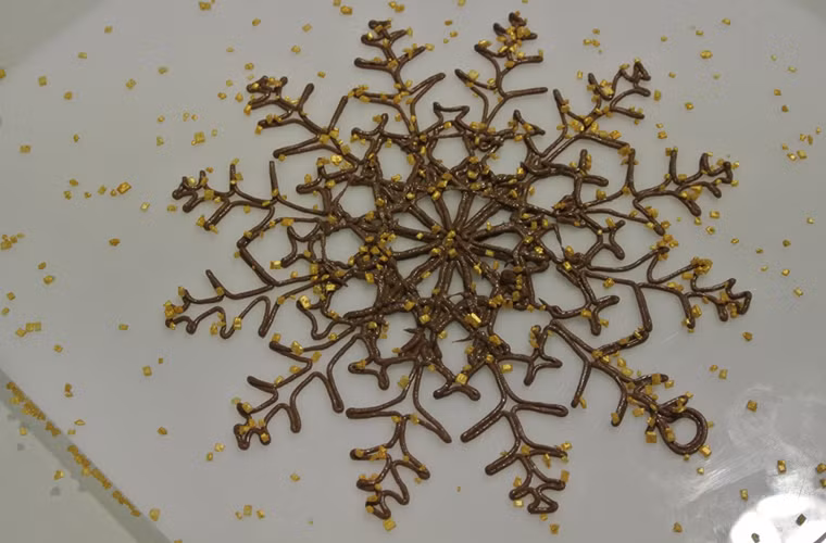 Nhà sản xuấtNatural Machines cho biết Foodini sẽ giúp chế ra những món phức tạp một cách dễ dàng và nhanh chóng hơn nhiều, như món sôcôla bông tuyết này chẳng hạn...