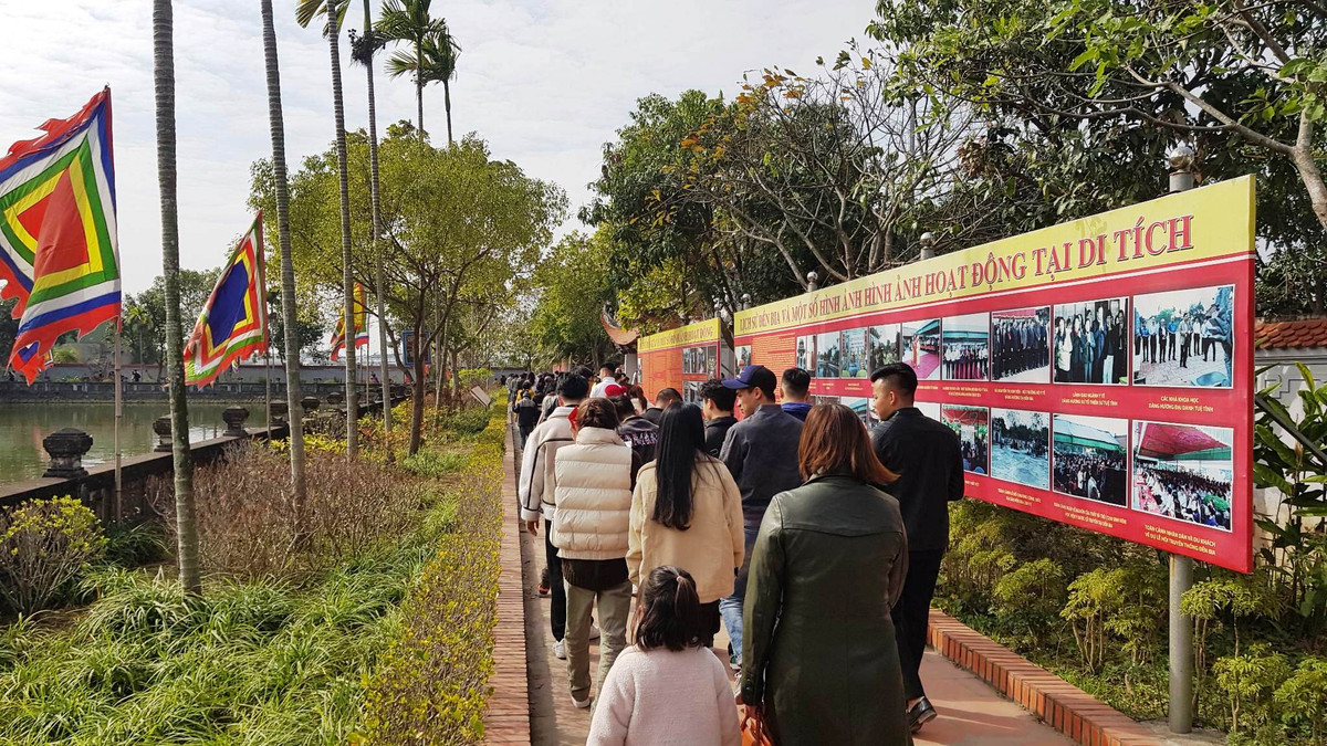 Hơn 30 năm nghiên cứu y thuật ông đã tìm ra 580 vị thuốc Nam, hệ thống, tổng kết các phương pháp chữa bệnh, gồm 10 khoa, 2 môn, chữa 184 bệnh, bằng 3.873 phương thuốc. Ông là người nắm vững y lý Đông y, có công đầu trong việc nghiên cứu dược tính và chẩn trị bằng thuốc Nam. Do vậy khi ông mất, với lòng biết ơn sâu sắc, nhân dân đã lập đền thờ ông.