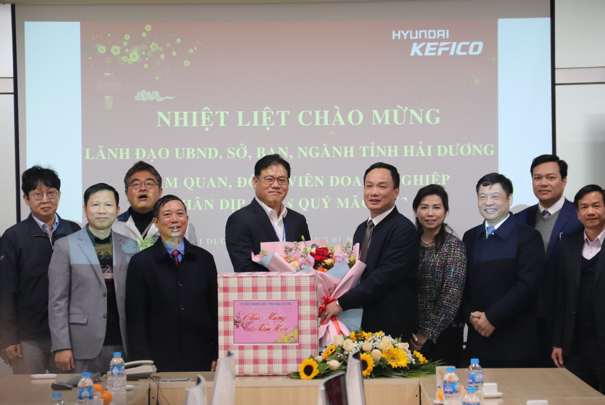 Chủ tịch Hải Dương: “Chủ động hỗ trợ DN khi có khó khăn, vướng mắc” Chu tich Hai Duong: “Chu dong ho tro DN khi co kho khan, vuong mac”