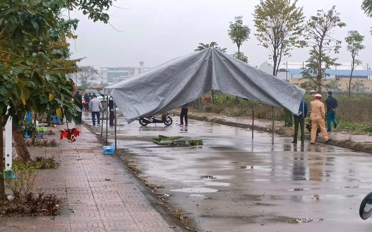 Theo lời khai ban đầu, Khánh nghiện game. Thời gian gần đây, Khánh có vay mượn bạn bè khoảng 5 triệu đồng để nạp tiền chơi điện tử nhưng chưa trả được. Khánh giết anh Đ.V.T. để lấy tài sản nhưng chưa kịp lấy gì.