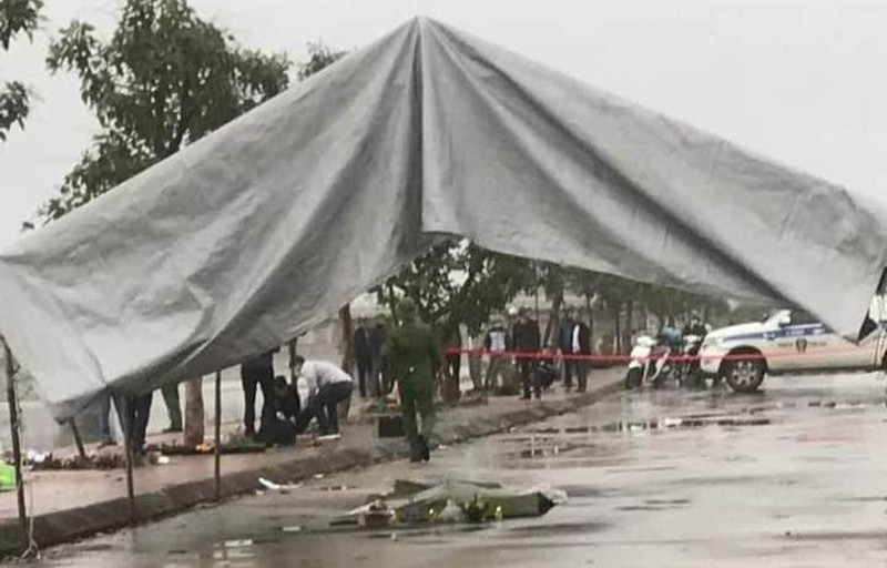  Nam sinh lớp 12 sát hại chủ tiệm vàng ở Hải Dương: Ngày 15/1, Công an huyện Kim Thành phối hợp với Phòng hình sự Công an tỉnh Hải Dương đã bắt giữ Đỗ Văn Khánh (SN 2005, trú tại thị trấn Phú Thái, học sịnh lớp 12 một trường THPT trên địa bàn) để làm rõ hành vi giết người. Khánh là nghi phạm sát hại anh Đ.V.T. (SN 1985, trú tại khu Tân Phú, thị trấn Phú Thái) - chủ tiệm vàng ở thị trấn Phú Thái (Kim Thành) tại khu vực bờ sông phía sau quảng trường 20/9, thị trấn Phú Thái vào rạng sáng 13/1.