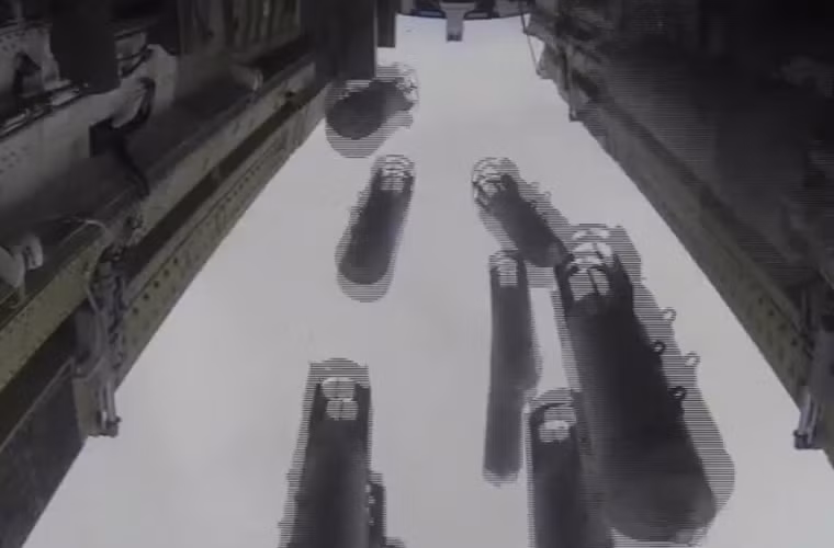 “Đàn bom” rời “tổ mẹ tới với” phiến quân IS.