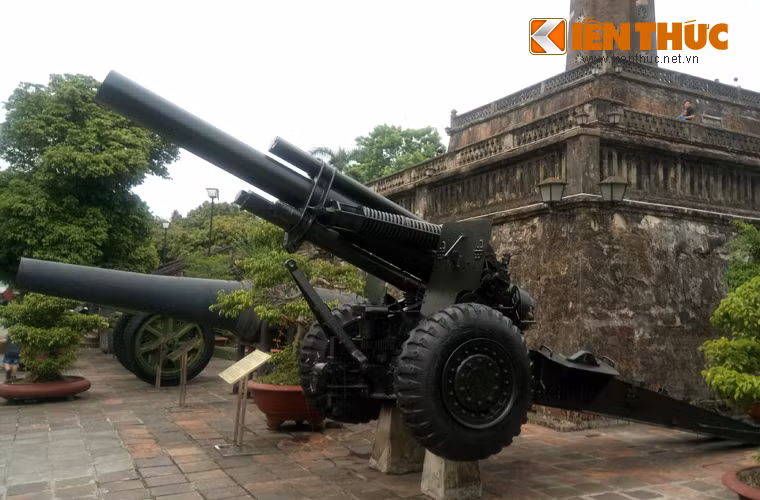 Với cỡ nòng lên tới 155mm, M114 có thể được xem là khẩu pháo xe kéo có cỡ nòng lớn nhất của Quân đội Nhân dân Việt Nam. Tuy nhiên xét về tầm bắn thì M114 thua xa M46 130mm – “ông vua” pháo binh Việt Nam.