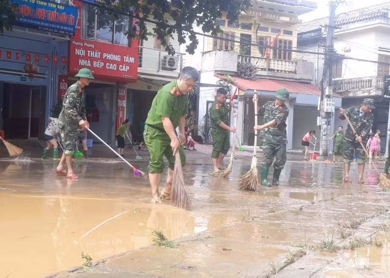 Quân đội, Công an cùng chung tay khắc phục hậu quả của thiên tai trên địa bàn tỉnh Yên Bái