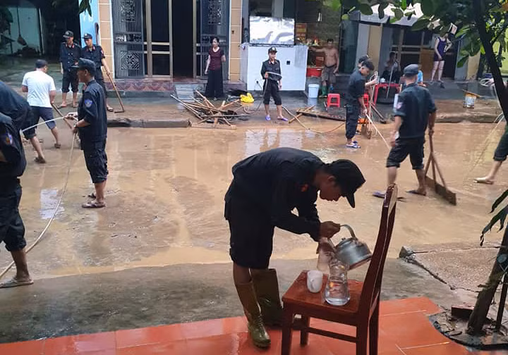 Theo báo cáo nhanh của Ban chỉ huy Phòng chống thiên tai và Tìm kiếm cứu nạn tỉnh Yên Bái, mưa lớn đã gây ngập úng làm ảnh hưởng trực tiếp đến hàng trăm nhà dân trên địa thành phố Yên Bái, huyện Văn Yên và huyện Trấn Yên; hơn 50 nhà bị sạt lở ta luy.