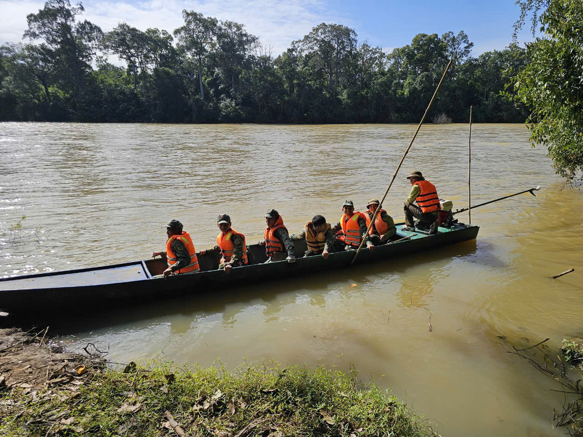 Các lực lượng vẫn đang phối hợp để tìm kiếm máy bay Yak-130 Cac luc luong van dang phoi hop de tim kiem may bay Yak-130