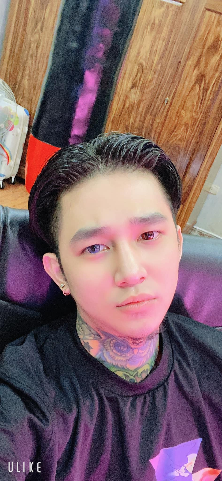 Trước đó, vào cuối tháng 10/2019, "Hoàng Tử Gió" từng bị Công an bắt vì hành vi liên quan đến sử dụng chất cấm.