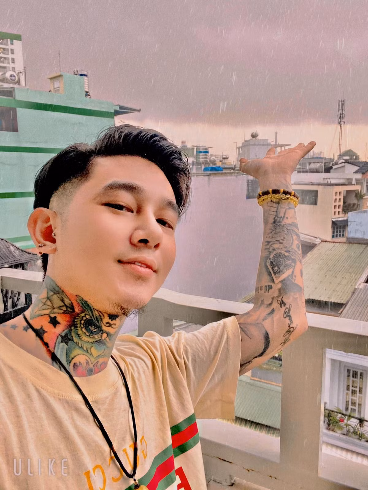 Hiện vụ "Hoàng Tử Gió" tử vong tại một chung cư ở Hà Nội cùng thông tin liên quan đến khoản nợ 30 tỷ đang được cơ quan chức năng điều tra, làm rõ.