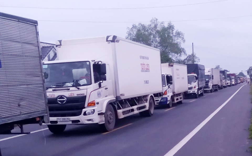 Cac tinh mien Tay don hon 10.000 nguoi ve que, phat hien nhieu F0