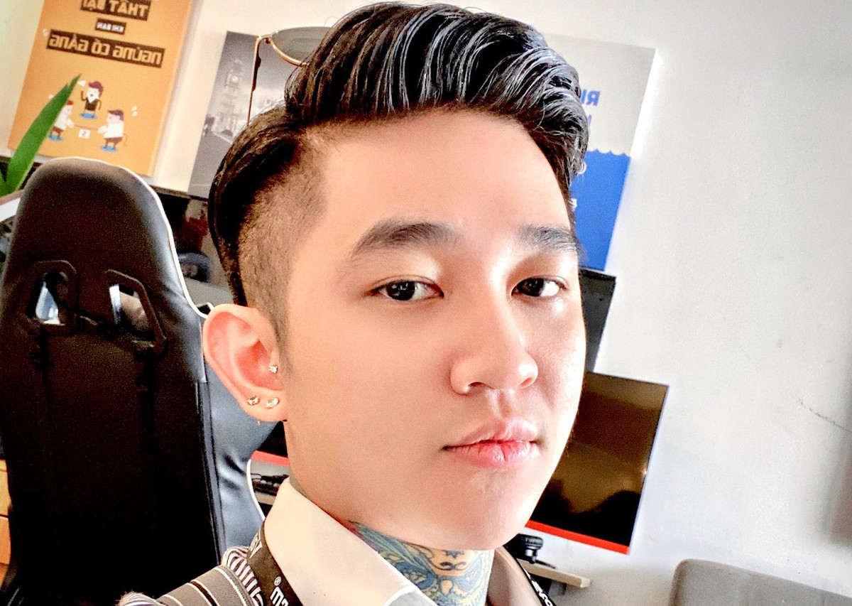 Ngày 5/10, một lãnh đạo Công an huyện Gia Lâm (Hà Nội) xác nhận và cho biết đơn vị đang điều tra làm rõ nguyên nhân tử vong của một nam thanh niên tên Hoàng Đức Nhân (29 tuổi, quê Quảng Ninh) còn gọi là Hoàng Tử Gió tử vong bất thương trong một chung cư trên địa bàn.