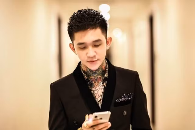 Nhắc đến "giang hồ mạng", ngoài những cái tên ồn ào trên MXH như "Khá Bảnh", "Huấn Hoa Hồng"... thì "Hoàng Tử Gió" cũng là một gương mặt được nhiều người biết đến. 