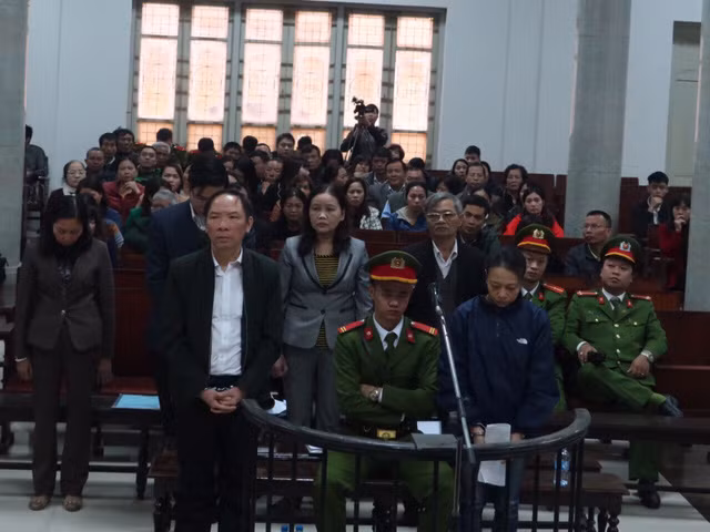 Bị cáo Phan Minh Nguyệt tại tòa.