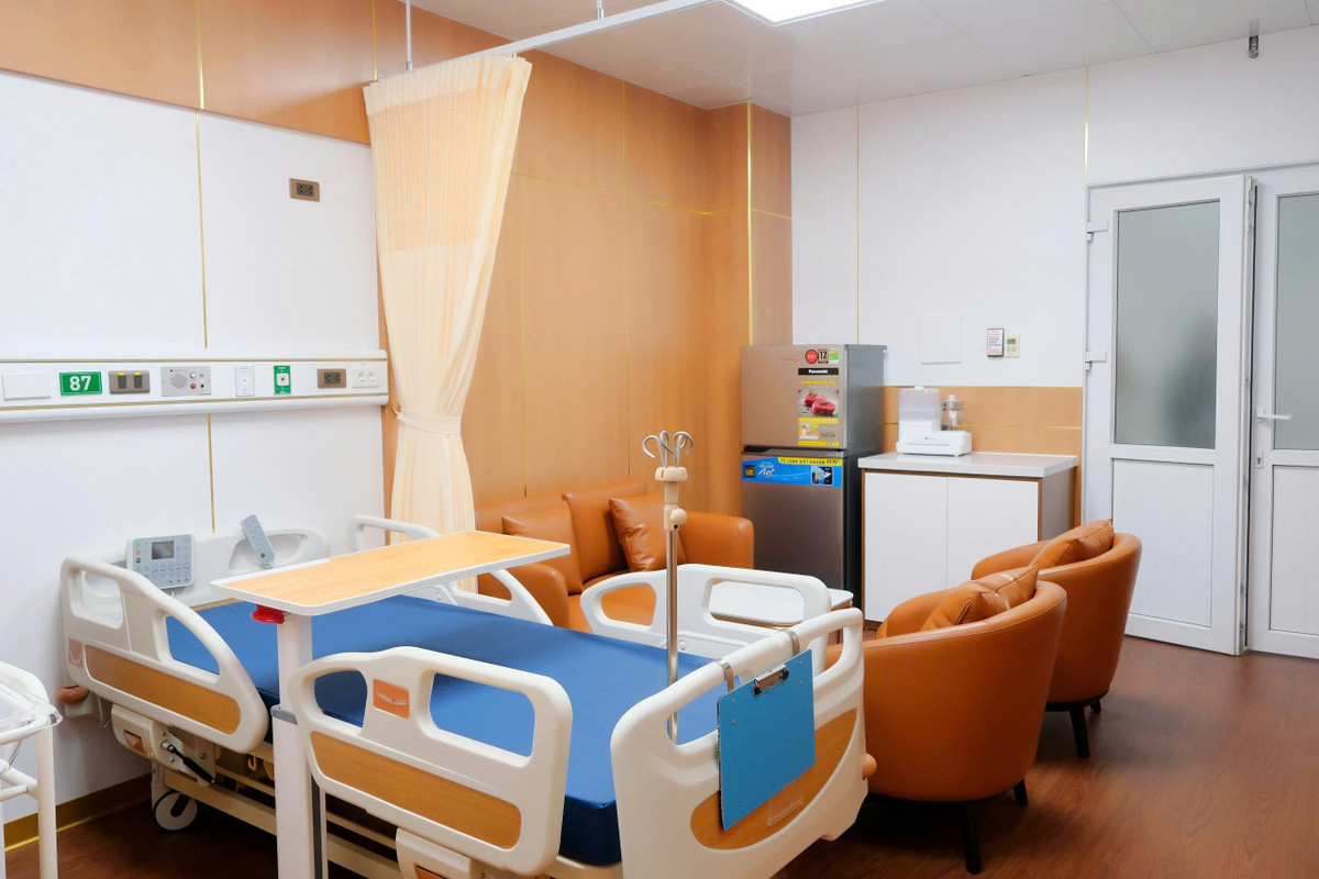 Giường khu dịch vụ có giá từ 1,5 triệu đến 5 triệu đồng, tuỳ theo hạng VIP và số giường, dịch vụ trong phòng… (Ảnh BVCC)