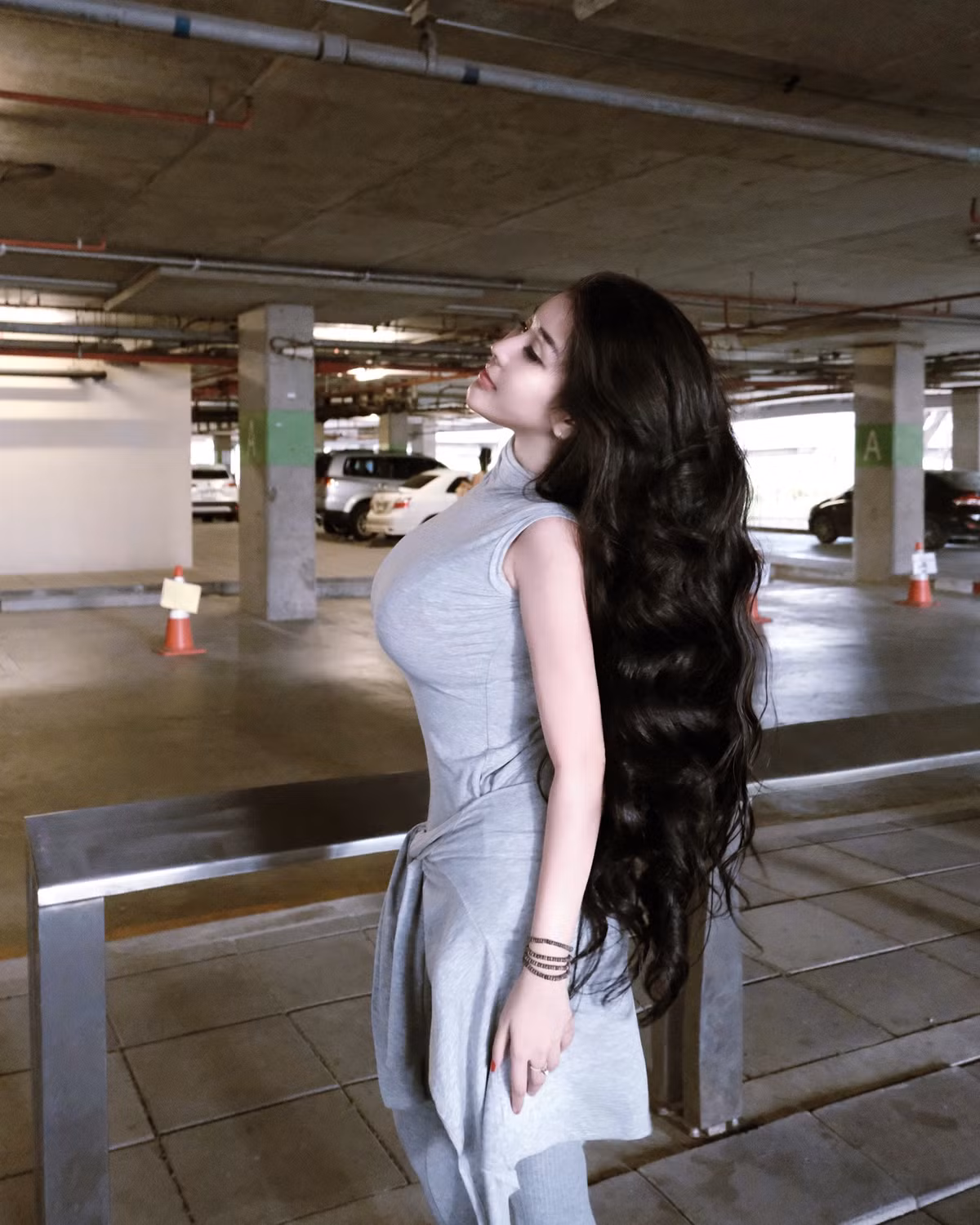 Bên cạnh đó, Ngọc Trân cũng đăng tải những khoảnh khắc check-in ở nhiều địa điểm khác nhau trong chuyến đi Thái Lan của mình.