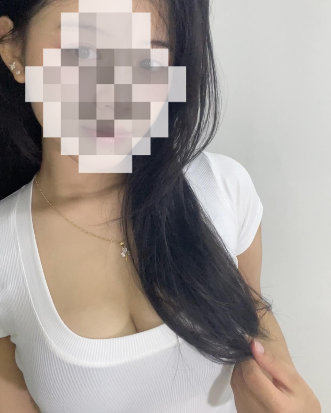 Nữ sinh này sở hữu gương mặt khả ái.