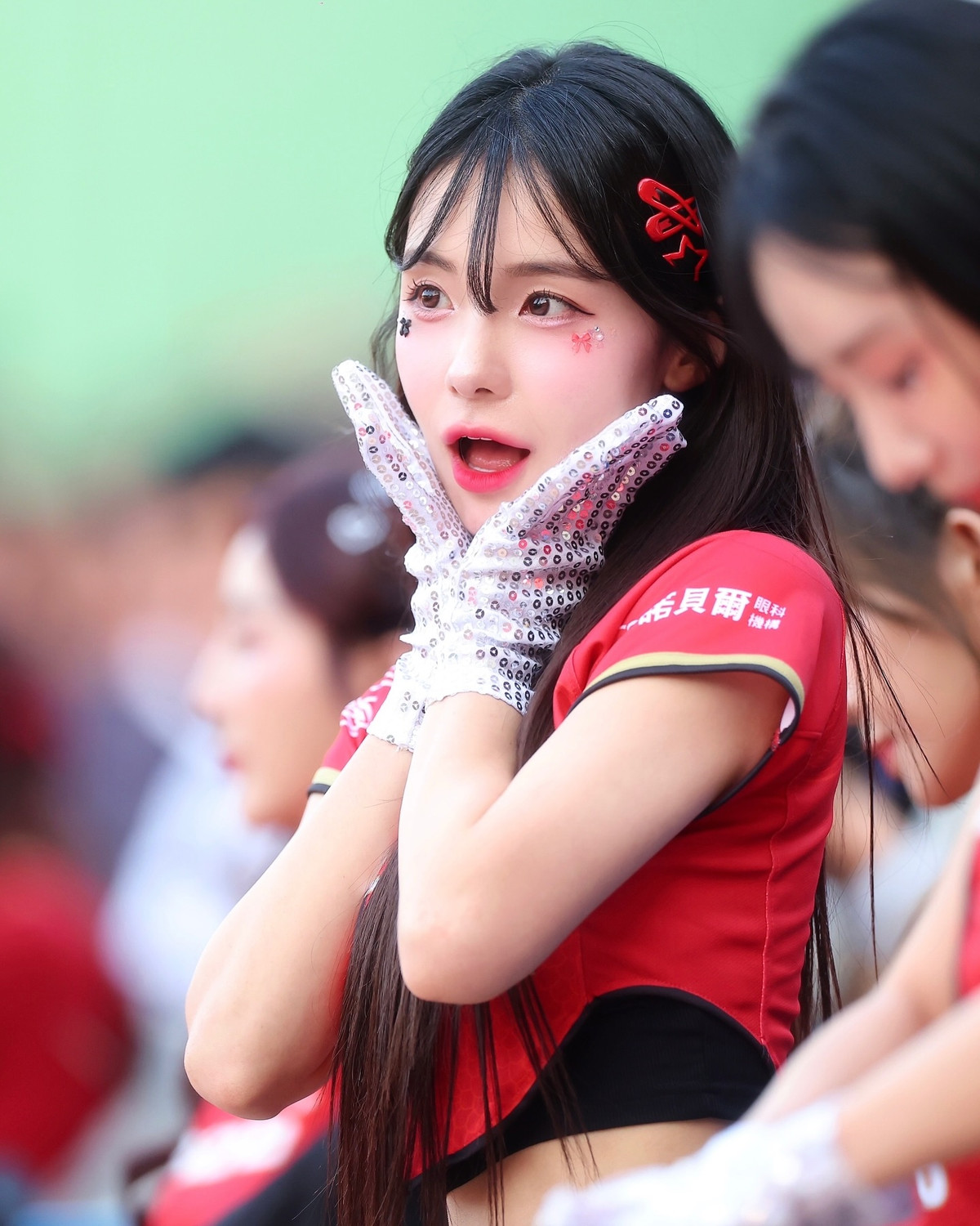 Không chỉ hoạt động tại Hàn Quốc, Lee Da Hye còn mở rộng sự nghiệp sang Đài Loan, nơi cô gia nhập đội cổ vũ của Rakuten Monkeys và sau đó là Wei Chuan Dragons.