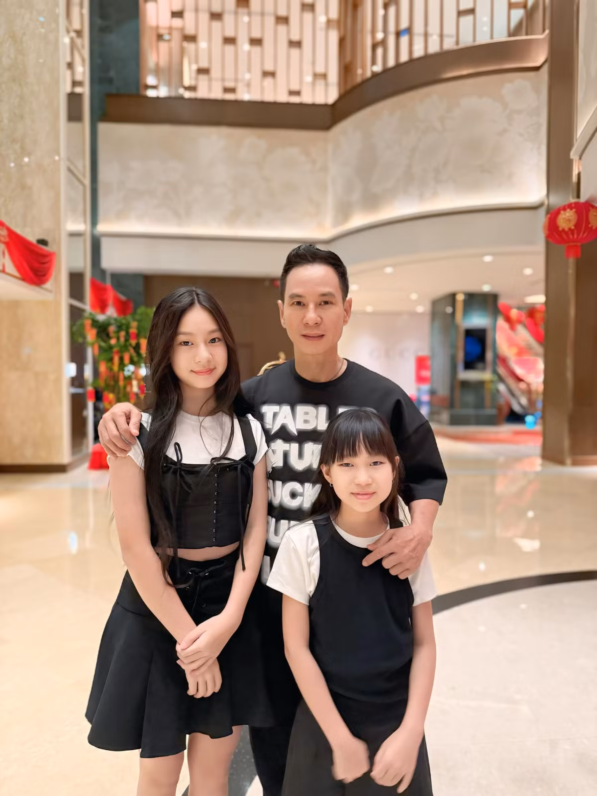 Cherry Hải My hiện là cái tên sáng giá trong thế hệ “rich kid – celeb kid” của showbiz Việt. Cô bé được kỳ vọng sẽ có nhiều thành tựu trong tương lai nghệ thuật.