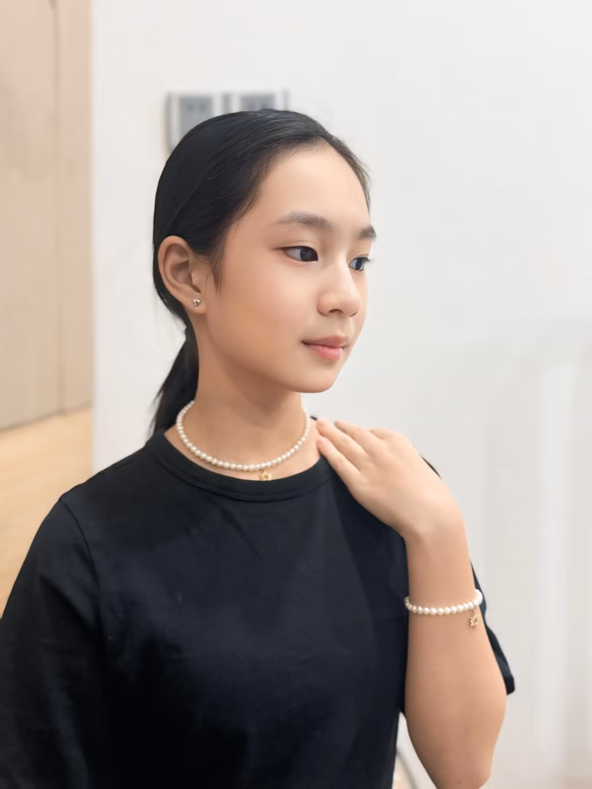 Từ nhỏ, Cherry đã nổi tiếng bởi vẻ xinh xắn, đáng yêu như một thiên thần nhí.