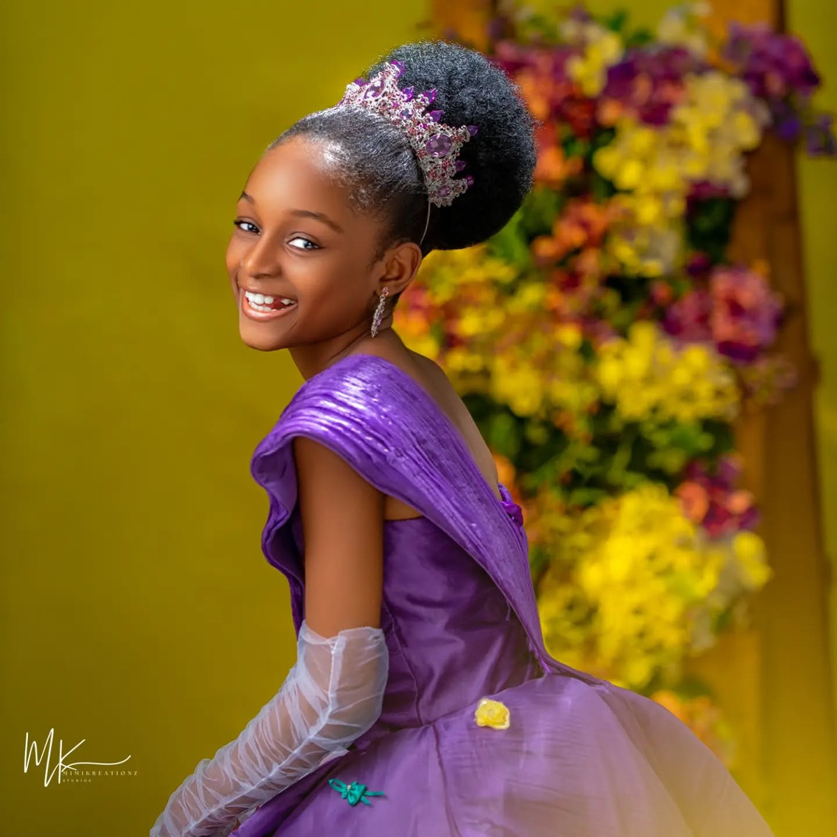 Nhiều người cho rằng gia đình cô bé đang mong muốn cô bé tạm xa rời ánh hào quang để tập trung cho việc học.