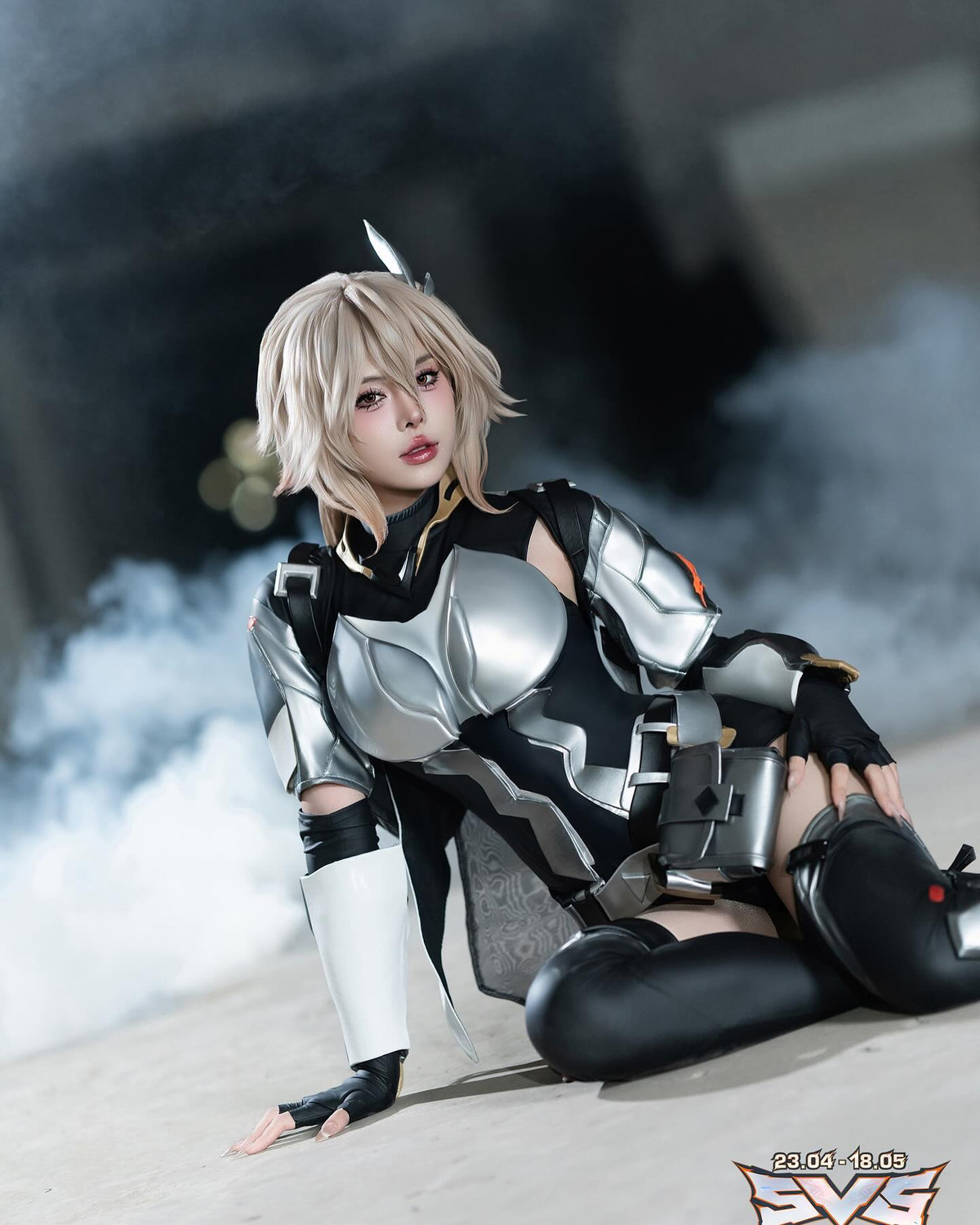 Trong lần cosplay này, Ngân Hà không dừng lại ở một phiên bản quen thuộc, mà lựa chọn tạo hình Butterfly với trang phục Bình Minh Tận Thế, một skin hoàn toàn mới và cực kỳ ấn tượng chuẩn bị được ra mắt trong thời gian tới.