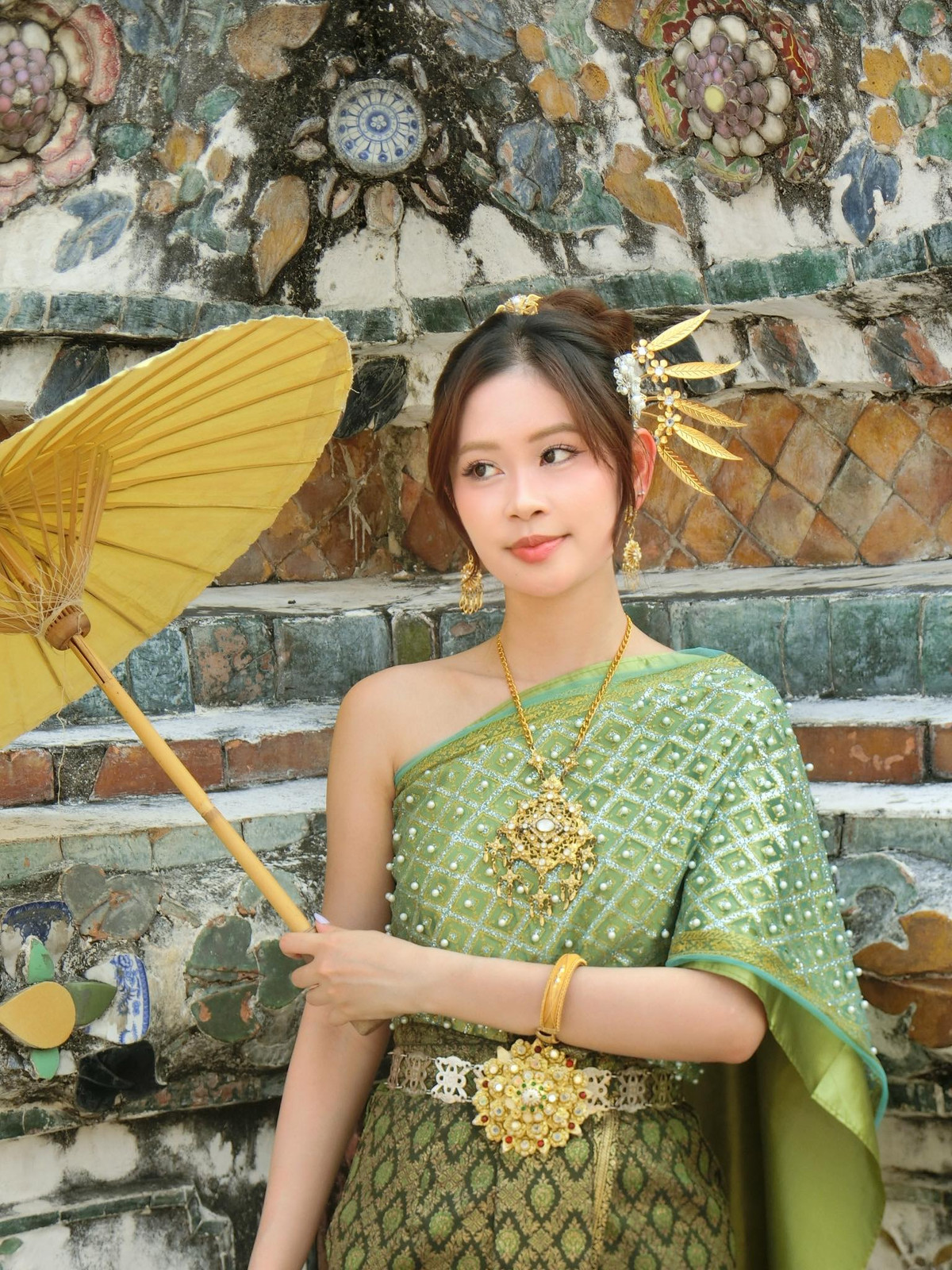 Với sắc vóc nổi bật của mình, Phương Quyên được nhiều người kì vọng sẽ dấn thân vào các cuộc thi sắc đẹp lớn khác, tiếp nối các đàn chị trước đó.