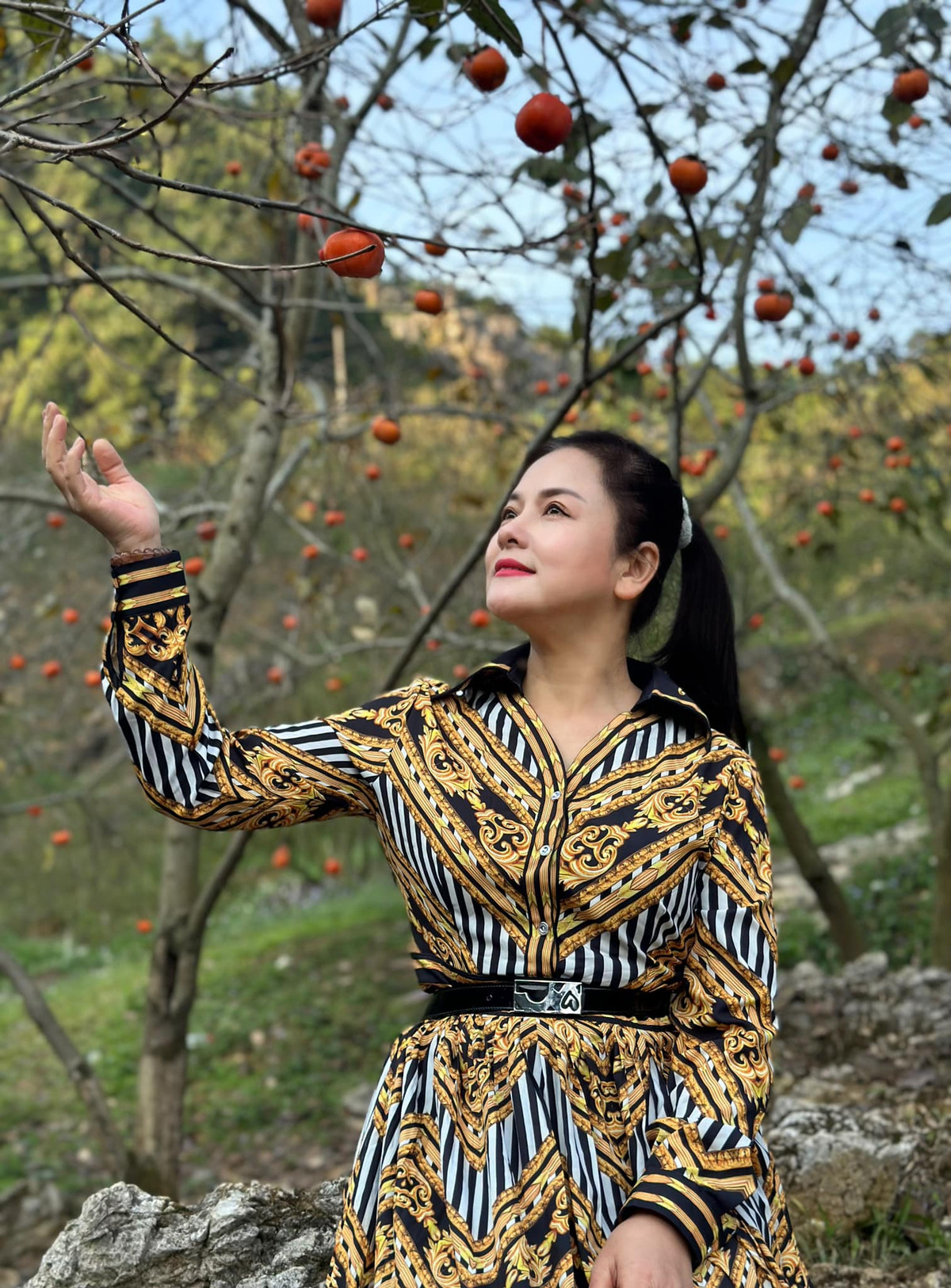 NSND Thu Quế được yêu mến bởi gương mặt dịu dàng, toát lên nét đẹp của người con gái Hà thành cùng diễn xuất chân thật duyên dáng.