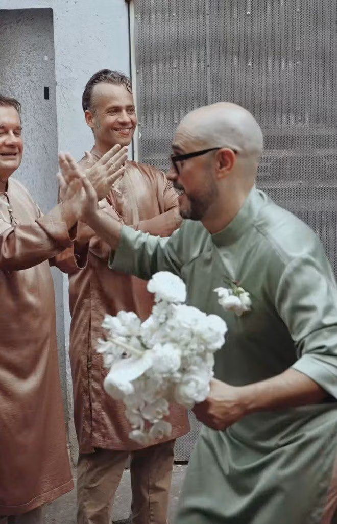 Đoạn video ghi lại hình ảnh lễ cưới thu hút hàng triệu lượt xem trên mạng xã hội.