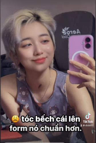 "Bả đẹp trai hơn cả tui", "ôi em yêu chị, đẹp trai thế này", "người gì mà giới tính nào cũng khiến con người ta rung rinh vậy" - Netizen bình luận dưới những bức ảnh của cô nàng trong giao diện mới.