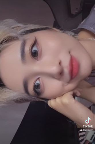 Ngoại hình của cô nàng thậm chí còn khiến nhiều người liên tưởng đến những nhân vật trong game.