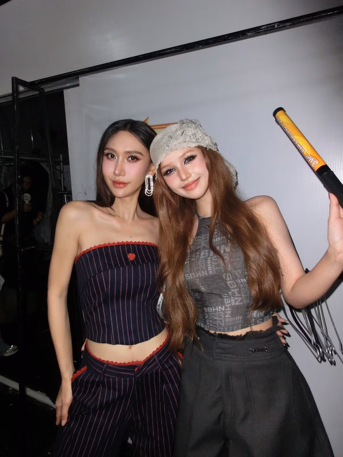 Concert "Chị Đẹp - 30 chưa từng là một giới hạn" chính thức diễn ra vào ngày 12/4 tại TP HCM. Sự kiện quy tụ 48 nghệ sĩ nữ đình đám từng tham gia hai mùa Chị đẹp đạp gió rẽ sóng 2023 và Chị đẹp đạp gió 2024