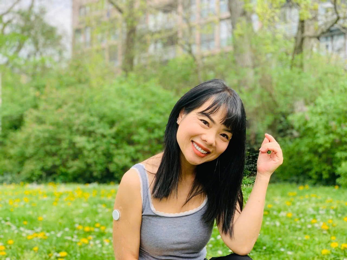 Dù không còn thường xuyên xuất hiện trên các chương trình truyền hình, MC Bạch Dương vẫn nhận được sự quan tâm của khán giả. Ở tuổi 50, nữ MC kỳ cựu của chương trình Hành trình Văn hóa vẫn giữ được vẻ ngoài rạng rỡ, thần thái tươi tắn và nụ cười ngọt ngào từng làm say lòng bao thế hệ khán giả truyền hình.