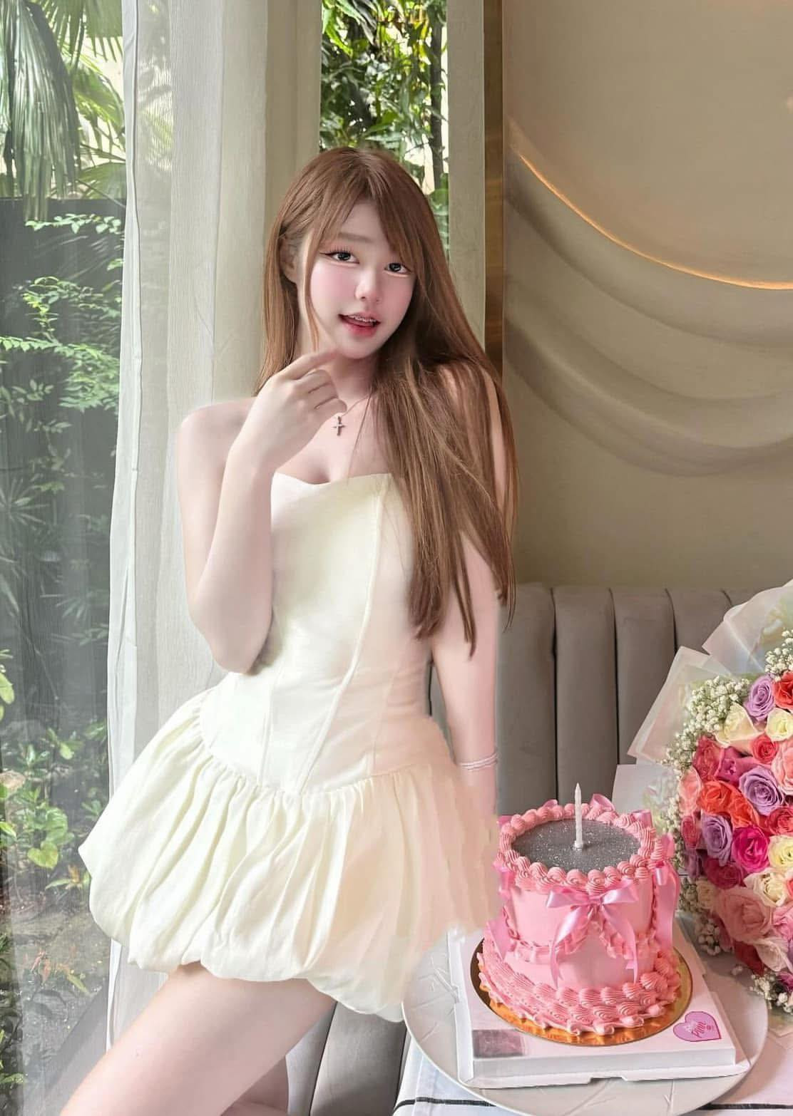 Ramida P Pawan cũng sở hữu kênh Tiktok với hơn 1 triệu người theo dõi - nơi cô nàng thường xuyên đăng tải những khoảnh khắc đời thường.