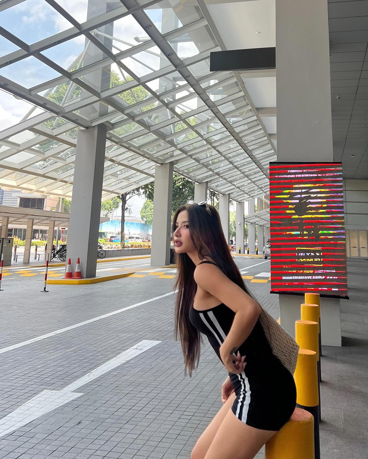 Dù thời gian trôi qua, nhưng nhắc đến Quỳnh Ruby, nhiều người vẫn nhớ đến hình ảnh một cô gái sở hữu nhan sắc xinh đẹp, sắc sảo cùng thân hình quyến rũ, đầy cuốn hút.