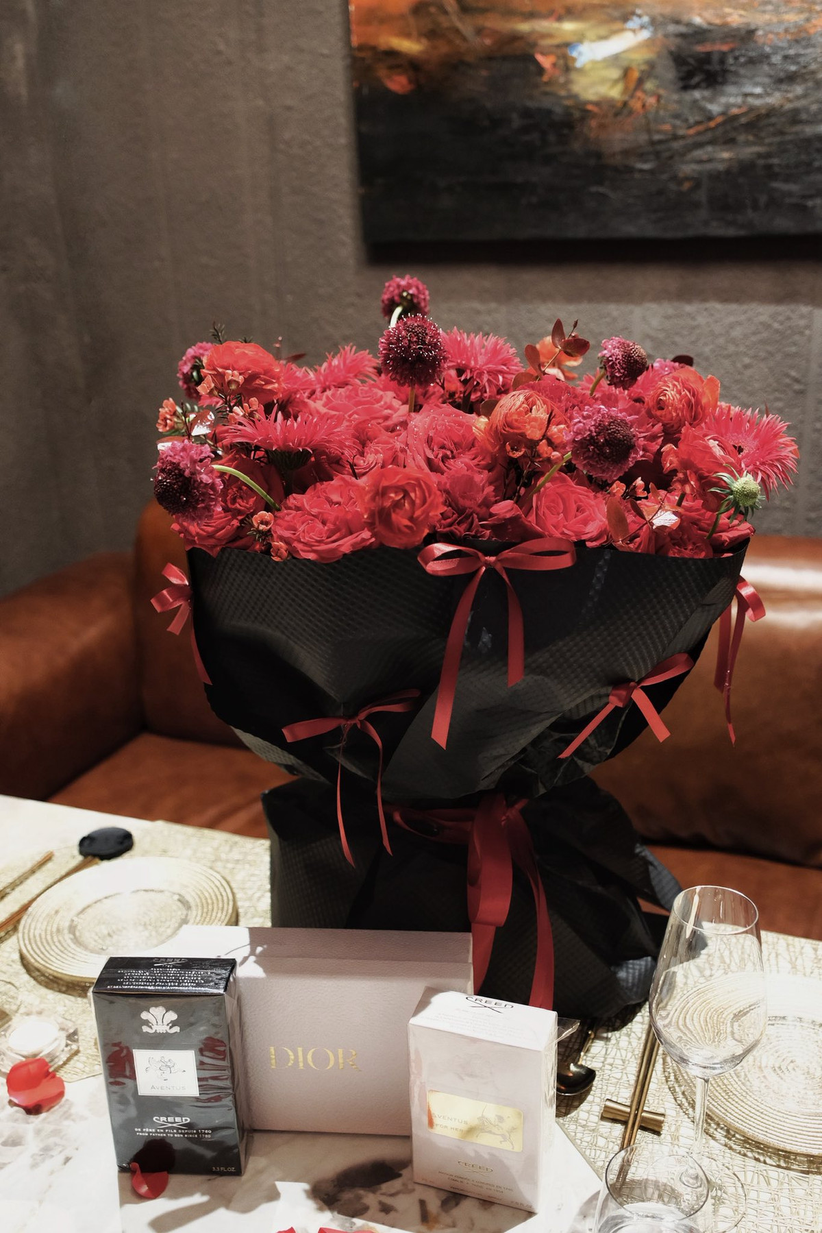 Đây là lần đầu tiên, hậu vệ đang khoác áo CLB Công An Hà Nội công khai mối quan hệ với hot girl gốc Nam Định.