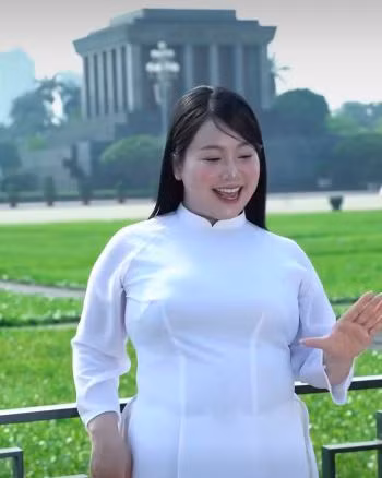 Nhân vật chính trong đoạn video nói trên là cô nàng Khánh Linh, với nickname "Béo mà cháy".