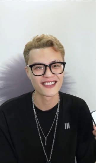 Năm 2023, Ximer gây chú ý khi tham gia chương trình hẹn hò Người ấy là ai mùa 5.