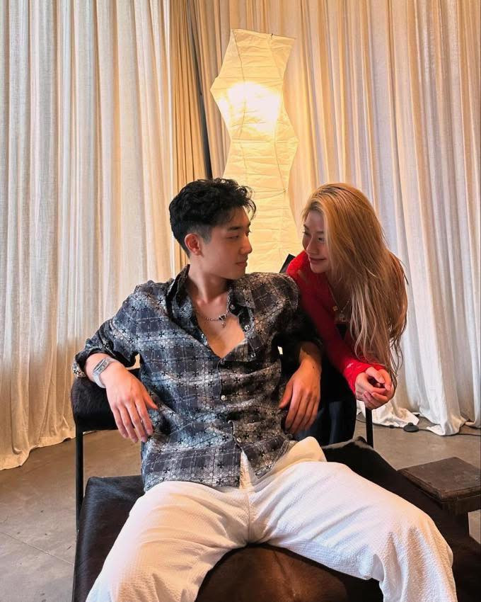 Đặc biệt trong khoảng thời gian Louis Phạm liên tiếp vướng vào ồn ào cá nhân, Paul Lê vẫn luôn đồng hành bên cạnh cô nàng.