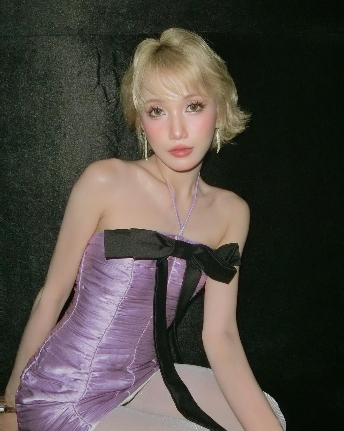 Trước đó một thời gian, mạng xã hội dậy sóng trước ồn ào tình cảm liên quan đến streamer ViruSs và loạt mỹ nhân Việt, trong đó nổi bật là hot girl Ngọc Kem, rapper Pháo và Emma Nhất Khanh.